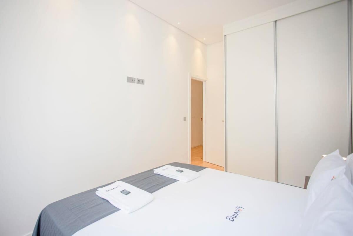 Liiiving In Porto-Mouzinho Residence Apartments Экстерьер фото