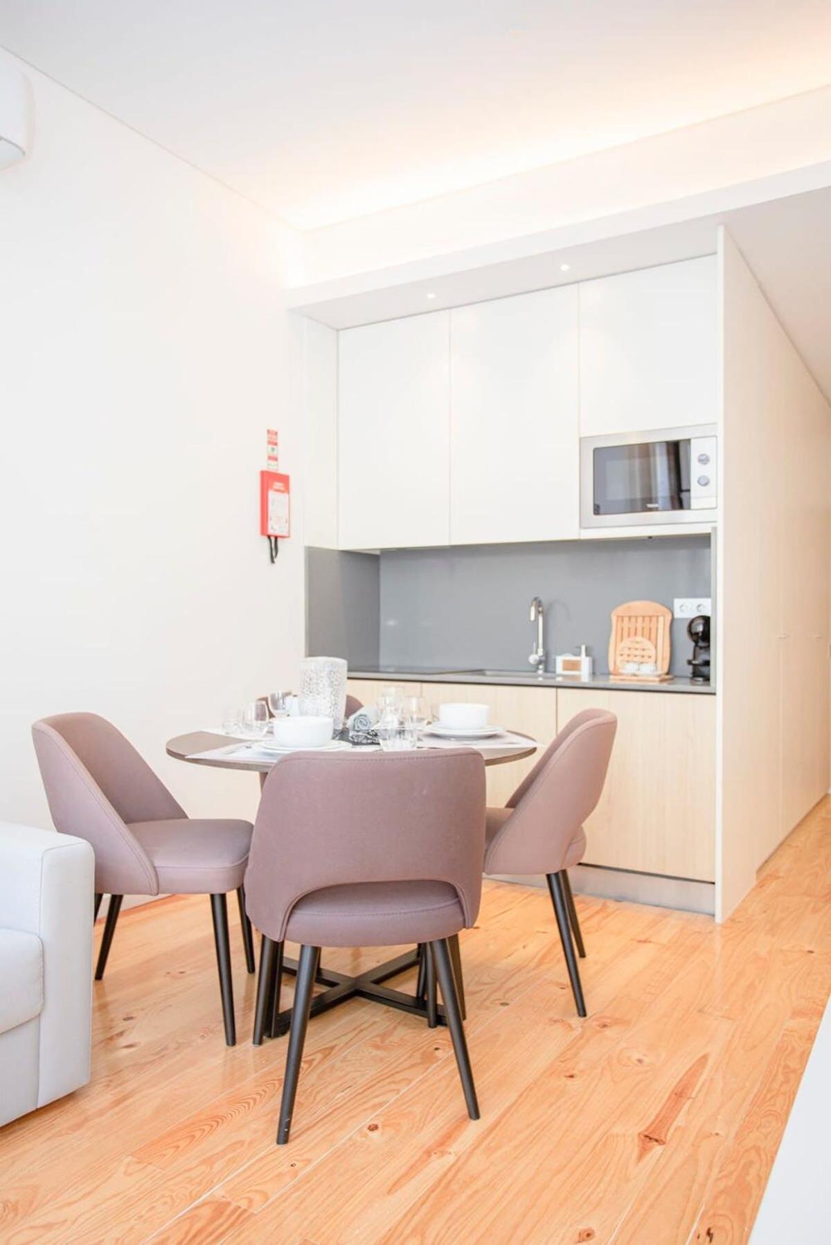 Liiiving In Porto-Mouzinho Residence Apartments Экстерьер фото