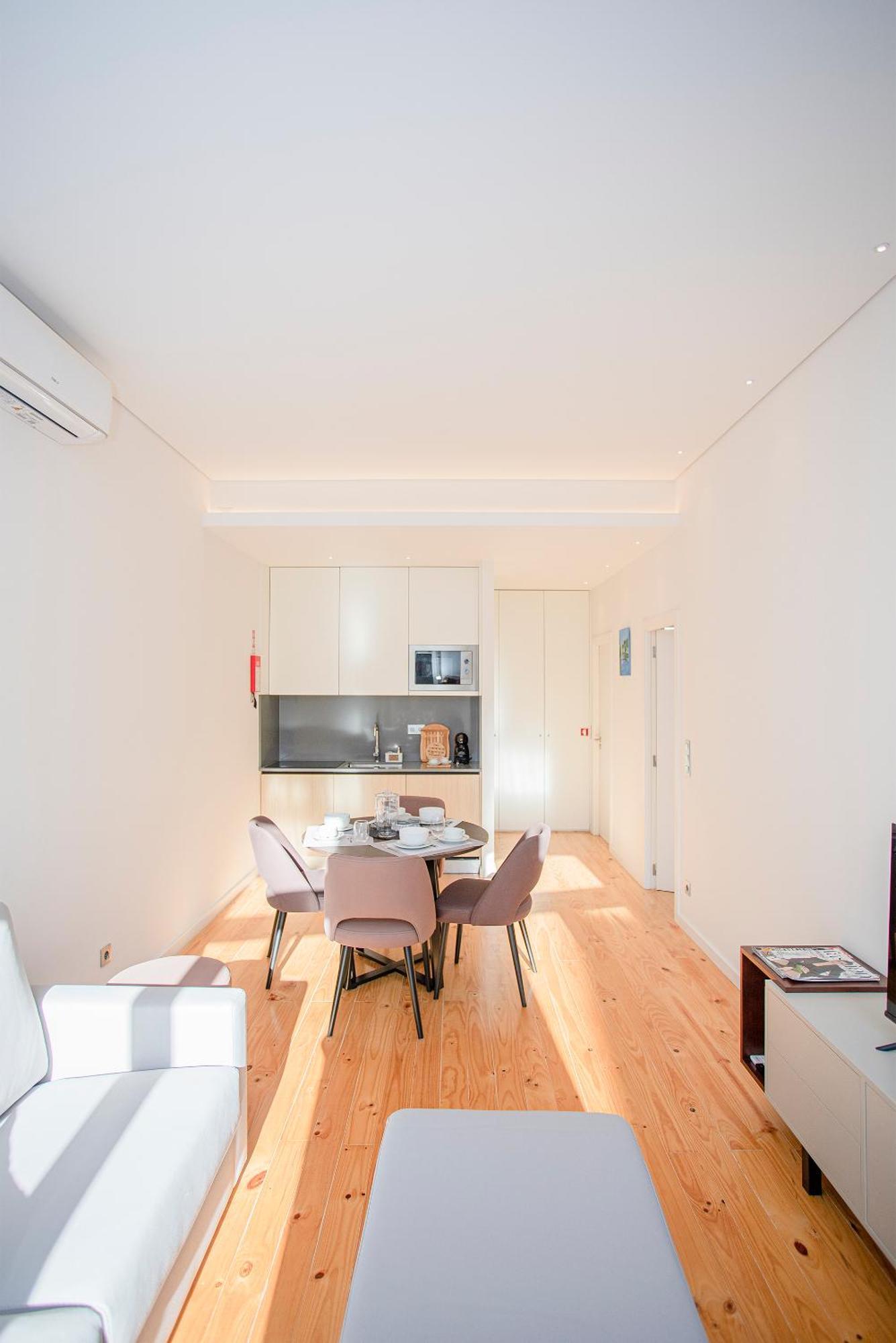 Liiiving In Porto-Mouzinho Residence Apartments Экстерьер фото