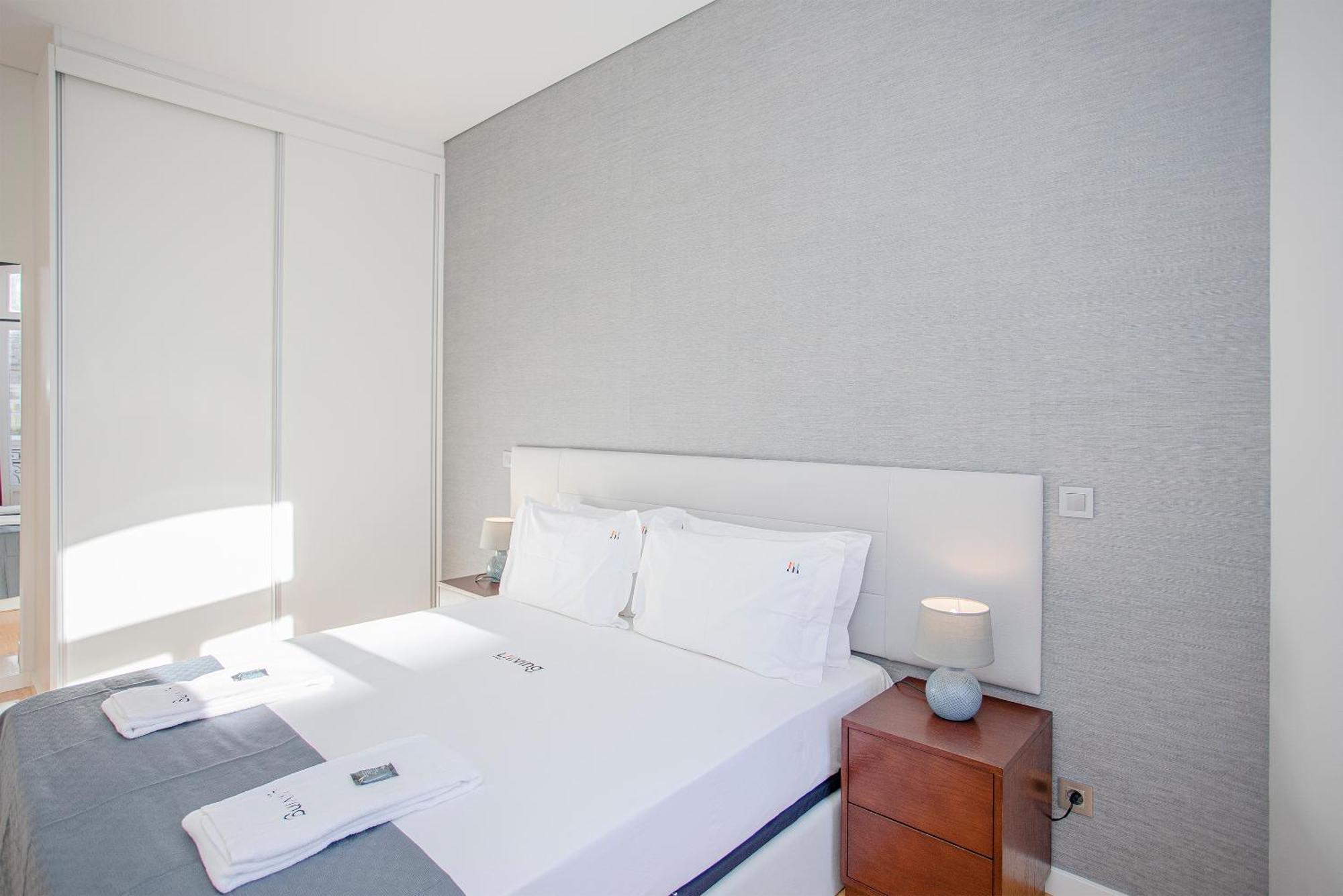 Liiiving In Porto-Mouzinho Residence Apartments Экстерьер фото