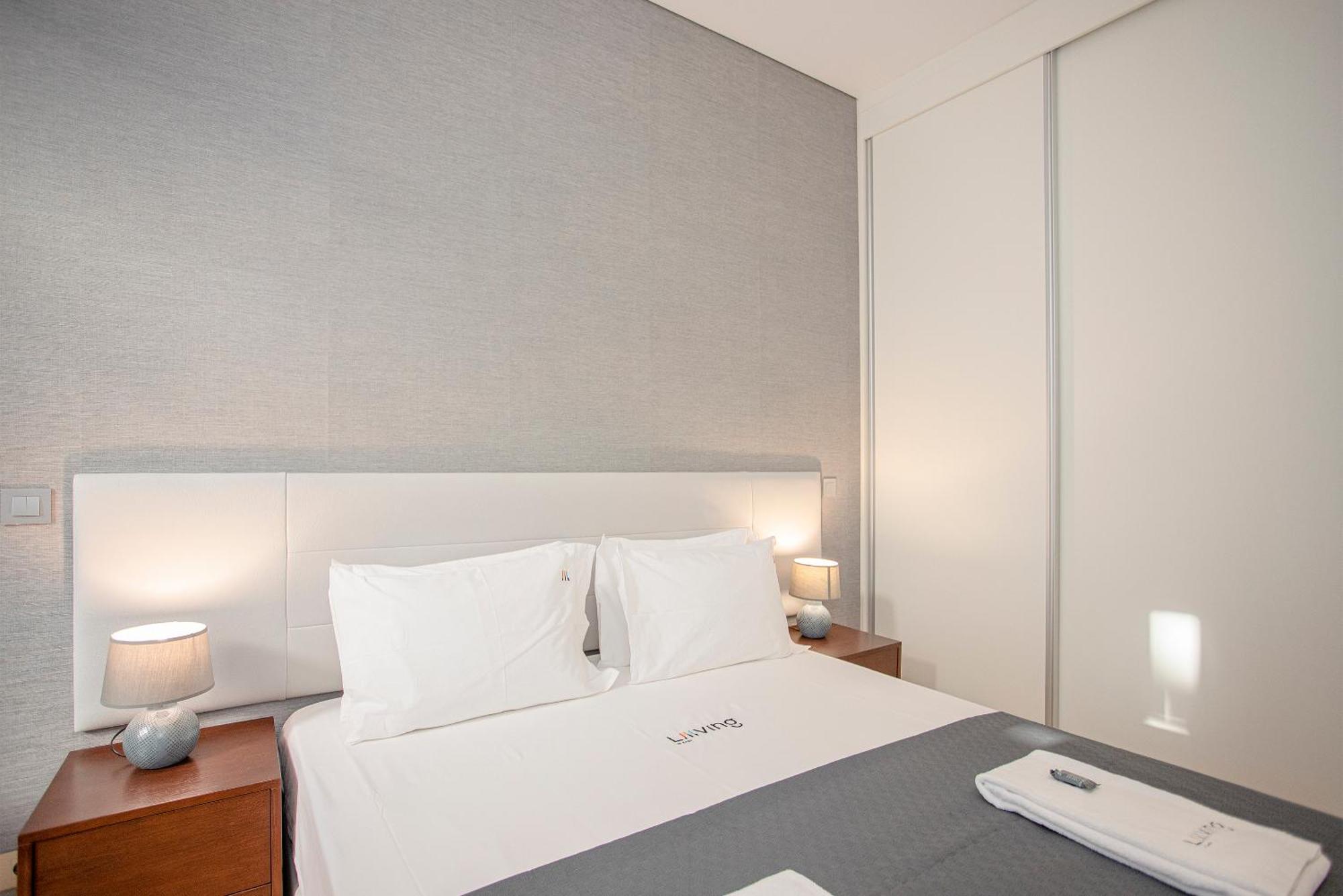 Liiiving In Porto-Mouzinho Residence Apartments Экстерьер фото