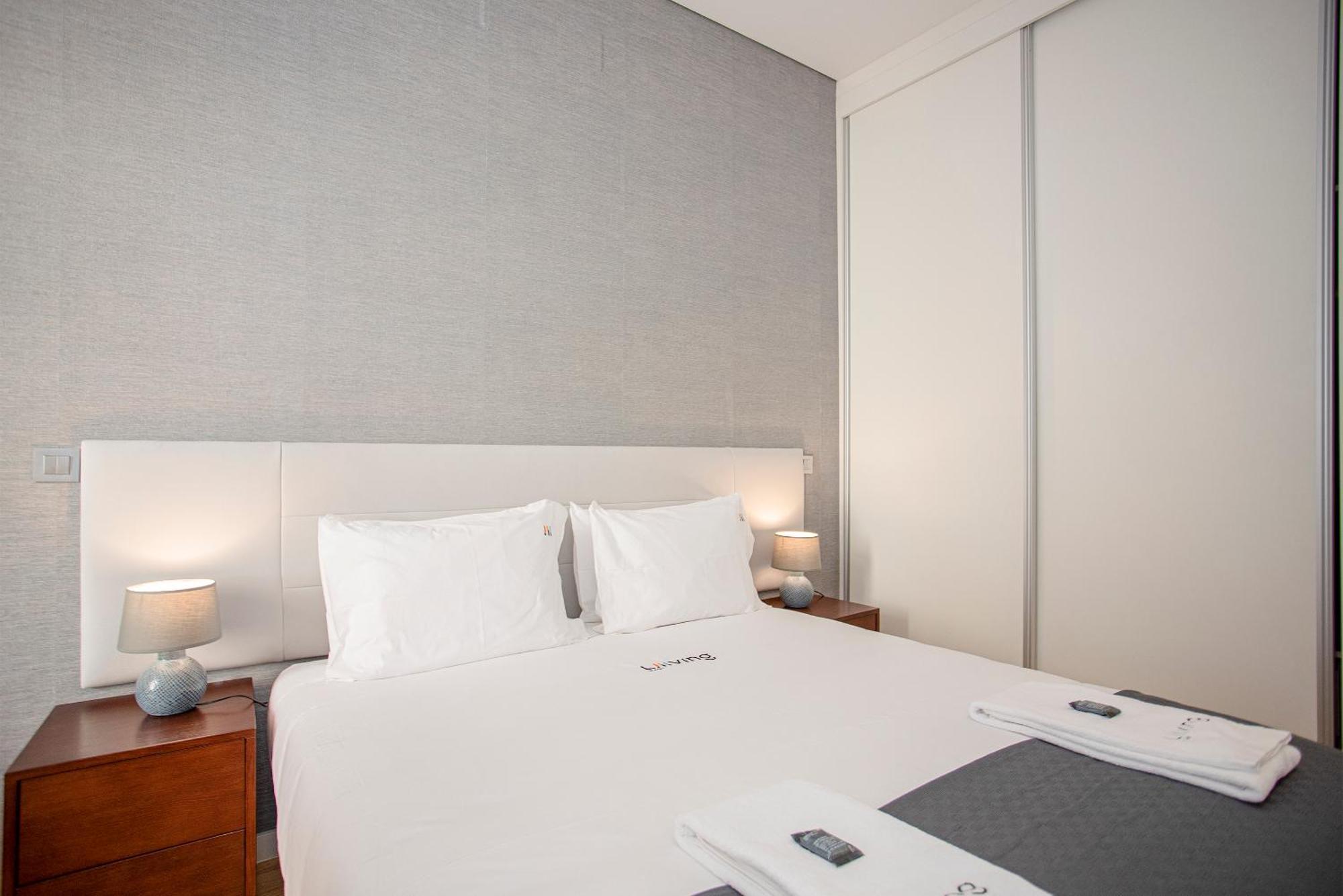 Liiiving In Porto-Mouzinho Residence Apartments Экстерьер фото